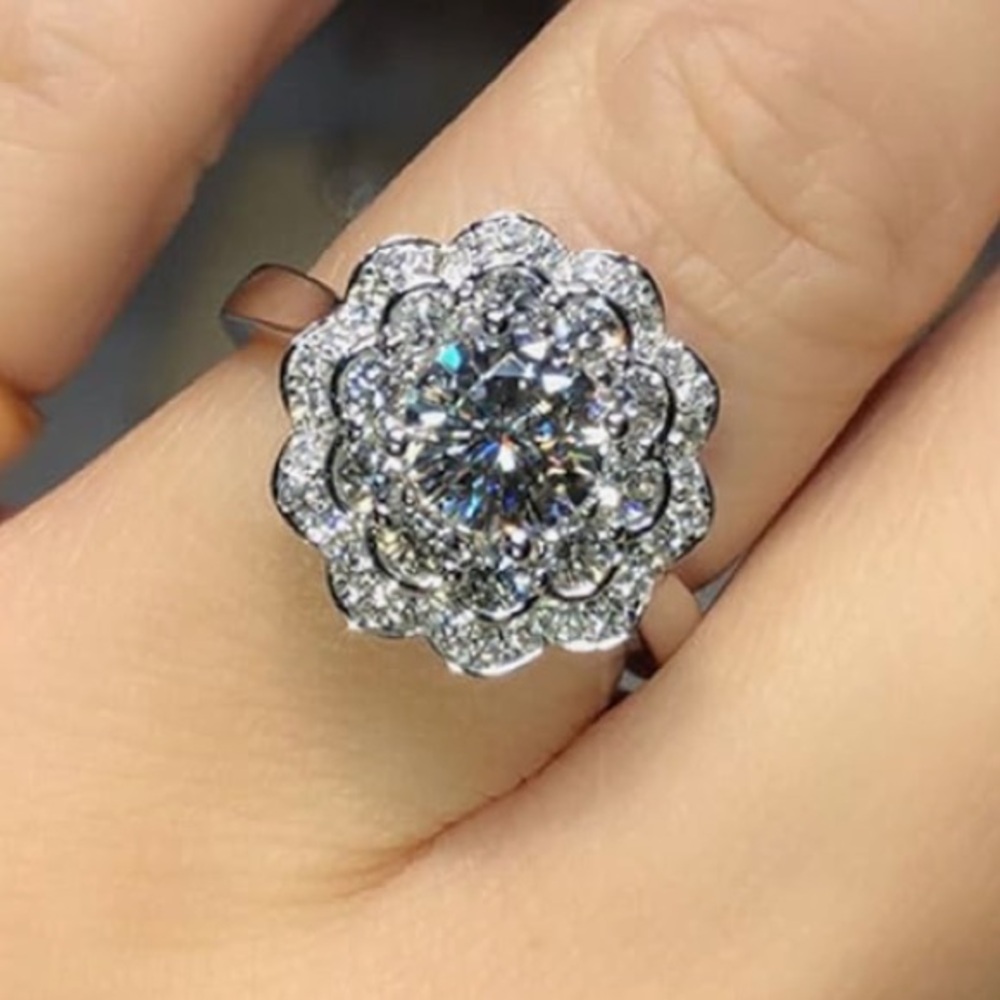 Delicate Flower CZ Ring โ Silver Tone Fashion Jewelry, Sizes 8,9,10 - Picture 3 of 8
